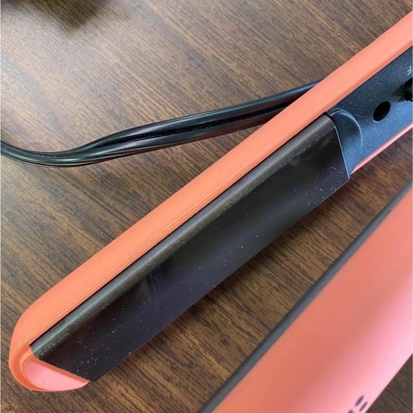 Amika perfect Strand Ceramic Styler -hair Straightener - Picture 4 of 5